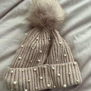 Beige Knit Beanie with Faux Fur Pom and Pearls